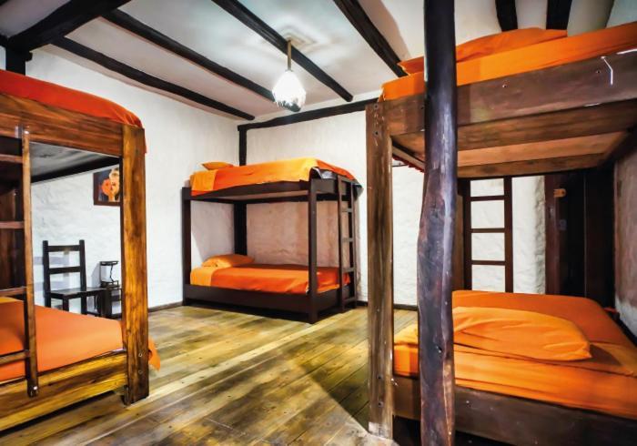 Hostal Restaurant La Cigale クエンカ エクステリア 写真